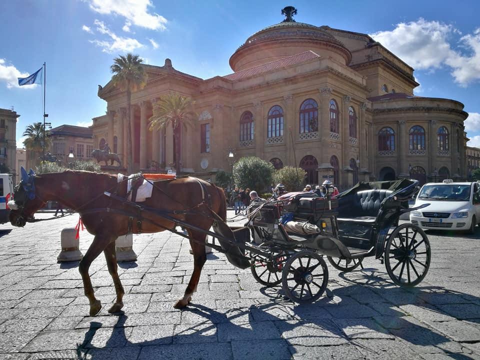 All'Ombra Del Massimo Palermo Eksteriør bilde